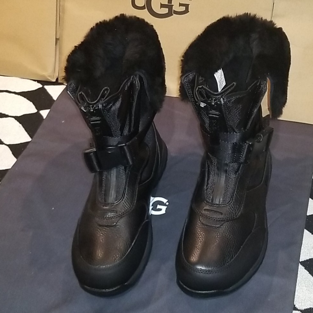 Waterproof boots - Picture 3 of 9
